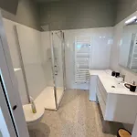 Buthine Apartament *
